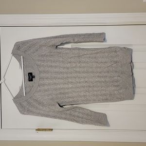 American Eagle Outfitters Sweater.  Light gray,  size Large
